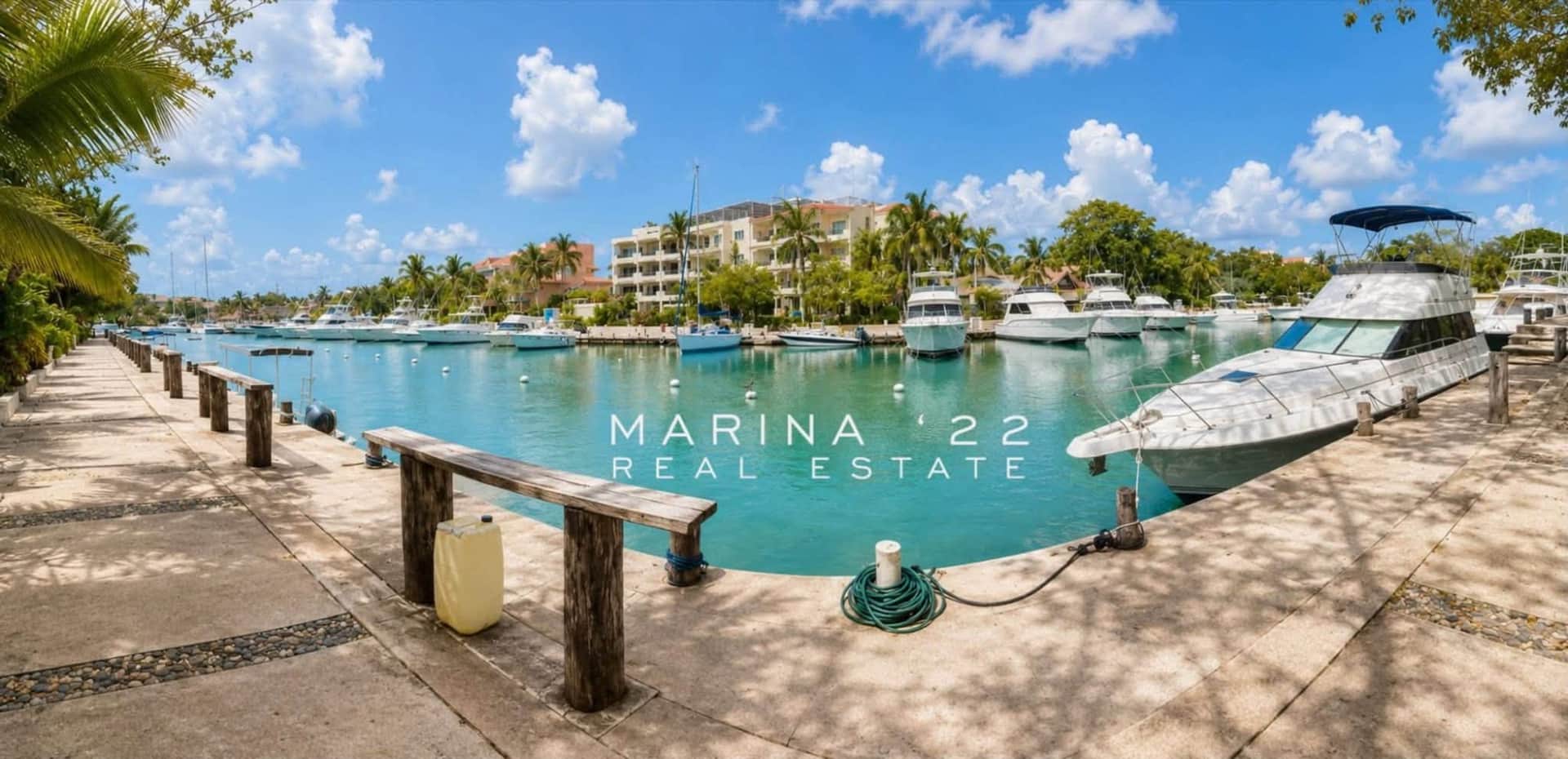• Family & Pet-Friendly Apartment • Marina Front • Ground floor • Direct access to the pool